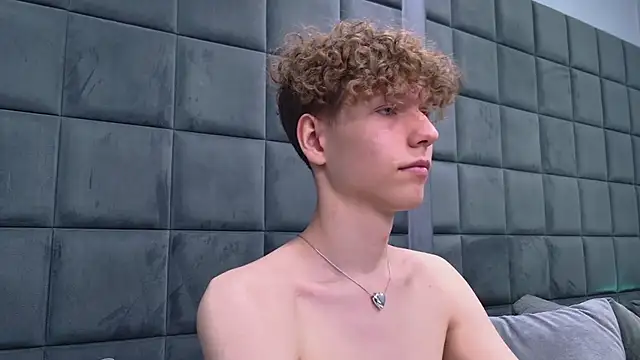 williamcurlis (M twink) - hot cumshow from big dick