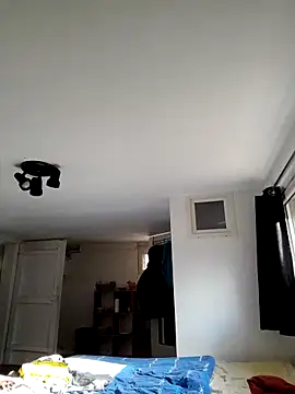 jonathanshadow - JonathanShadow's free webcam