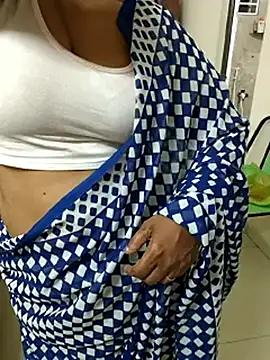 Nikitha_telugu