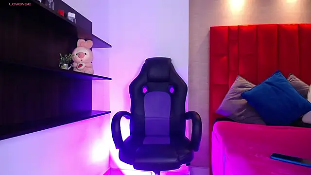 Webcam Model (Grace_Velvet)  is live.Free join now!