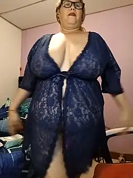 Webcam Model (EllisW8)  is live.Free join now!