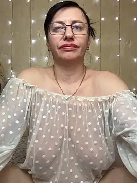 amberhotqueen - Amberhotqueen's free webcam