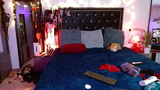 ameliemartinez - AmelieMartinez's free webcam