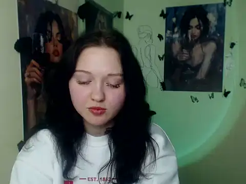 ladyalice_ - LadyAlice_'s free webcam