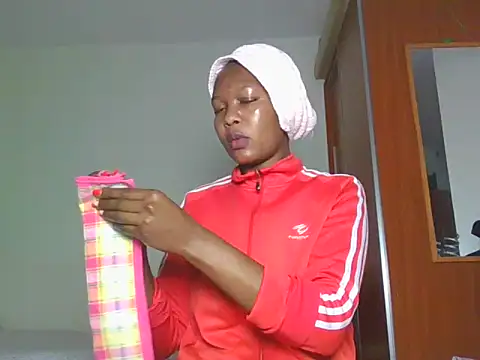 sexy_barbie2024 - Sexy_barbie2024's free webcam