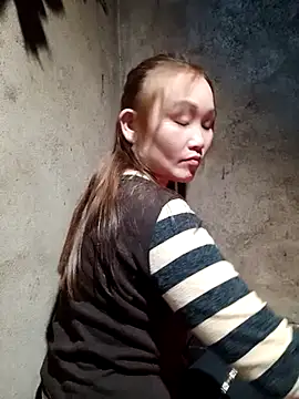 yula-bi - Yula-bi's free webcam