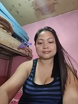 Webcam Model (radiantbloom)  is live.Free join now!