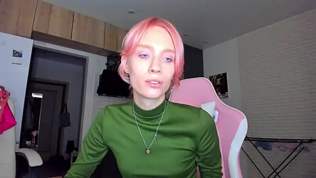 _Alice_Kitty Live Webcam on Stripchat