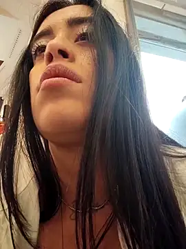 freyja300 - Freyja300's free webcam