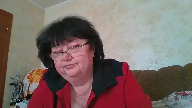 milasky5303 - MilaSky5303's free webcam