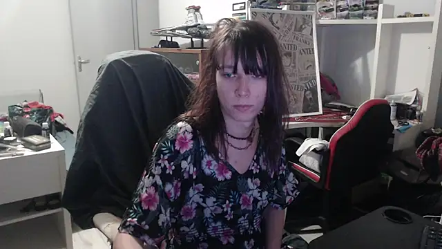 missthon0 - Missthon0's free webcam - UK Sex Cams