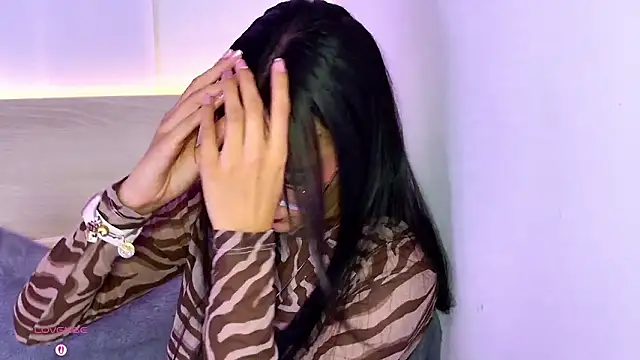 aliceebloom - AliceeBloom's free webcam