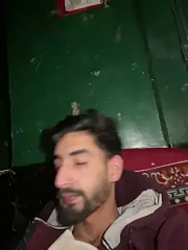 lyath3245 - Lyath3245's free webcam - UK Sex Cams