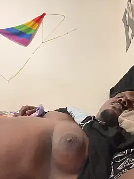 bigbossanova69 - BigBossaNova69's free webcam