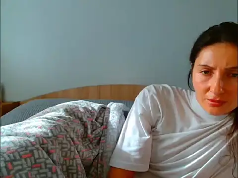 irina9793 - Irina9793's free webcam - UK Sex Cams