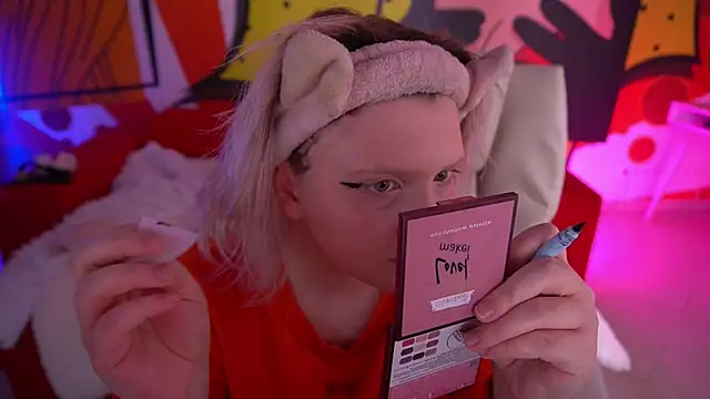 cooltatis - CoolTatis's free webcam