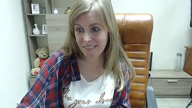 hot_milady - Hot_Milady's free webcam