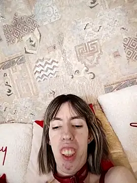 unusual_g - Unusual_G's free webcam