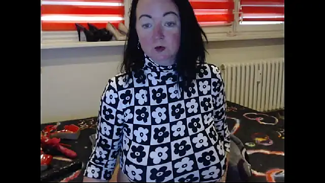 alexie33 - Alexie33's free webcam