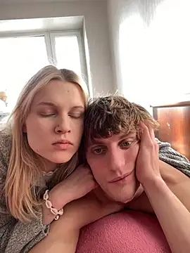 fineshut11 - FineShut11's free webcam