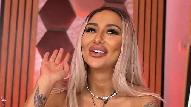 goldenamber - GoldenAmber's free webcam