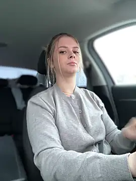 love_bri - Love_Bri's free webcam