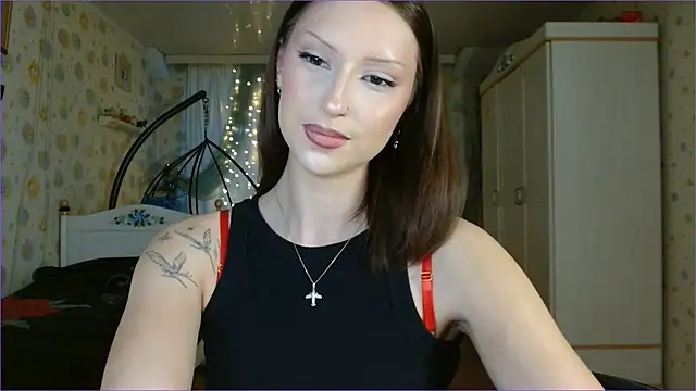 ruxashade - RuxaShade's free webcam - UK Sex Cams