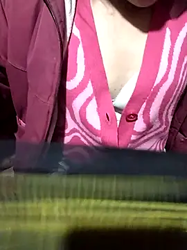 libami246 - Libami246's free webcam