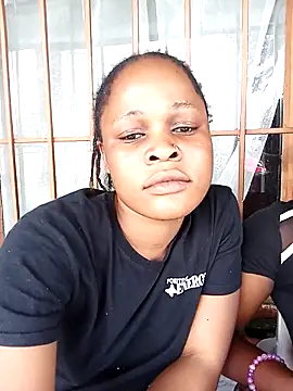 blondiebitch - BlondieBitch's free webcam