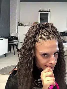 dear2002 - Dear2002's free webcam