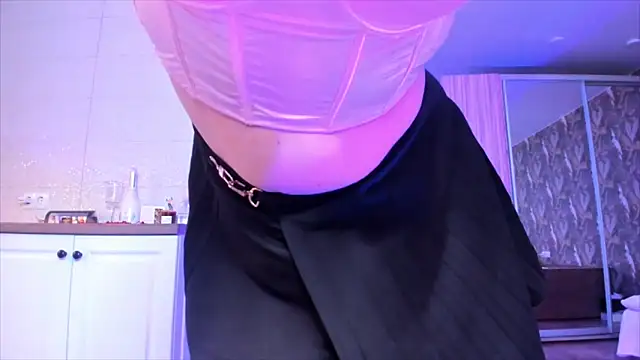 hottiffani - HotTiffani's free webcam