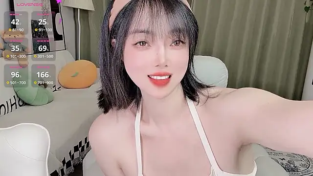 uikyy1 - Uikyy1's free webcam