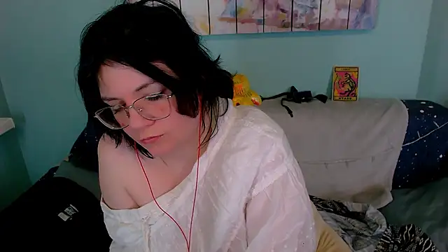 everlyrays - EverlyRays's free webcam