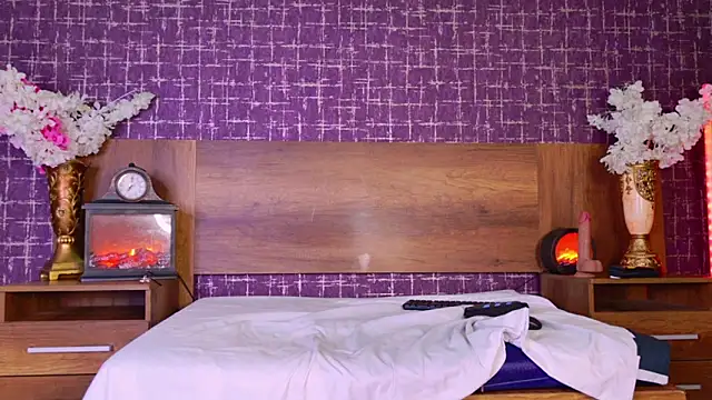 sthepiejones - Sthepiejones's free webcam