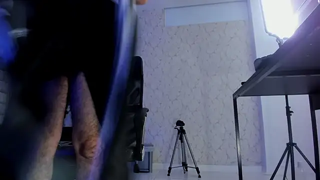 jhon_bear03 (M young) - cum show