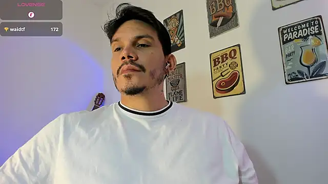 alejandro_stark - Alejandro_stark's free webcam - UK Sex Cams