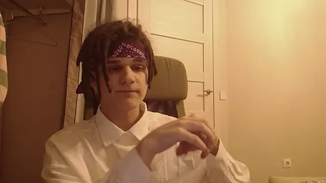 peachtree (M twink) - Play with hard cock