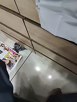 tomdear - Tomdear's free webcam