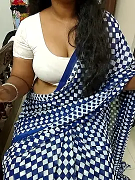 Nikitha_telugu