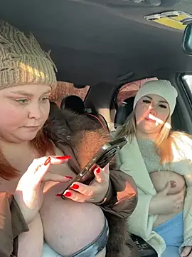 bigboobsdream99 (G young) - French kiss