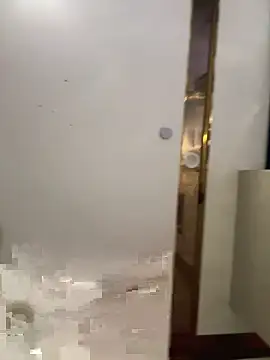 qingqing-ss (F young) - 户外，脱内裤，自慰喷水