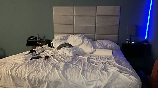 cosmiccloudpig webcam