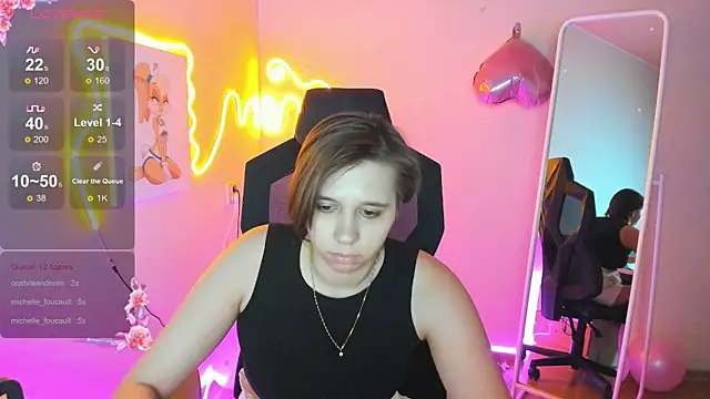 scarlet_sirenn - Scarlet_Sirenn's free webcam