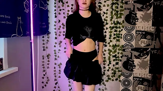 helgicuteness webcam