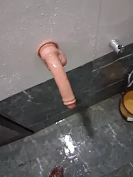 sissydoggy (Ask my age) - Squirt on big dildo and suck