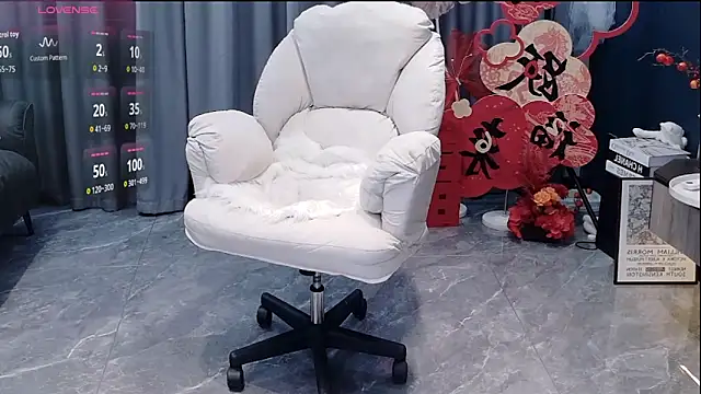 shuimitao520 (F young) - 闪现胸胸＋一支色色舞蹈国王插入震震3分钟