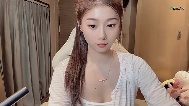 makinghappymyself_ - Makinghappymyself_'s free webcam