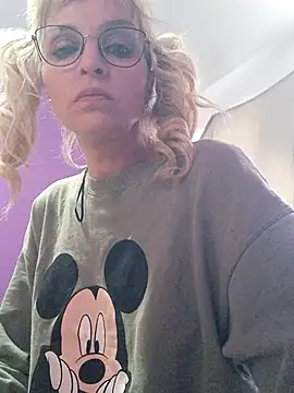 britneyhudson - BritneyHudson's free webcam