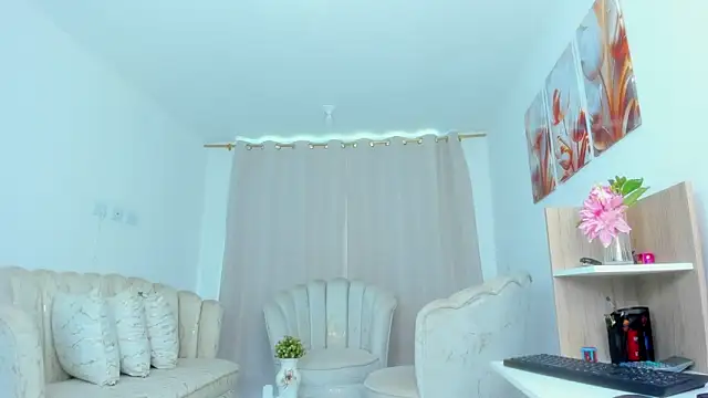 karol_f00x - Karol_f00x's free webcam