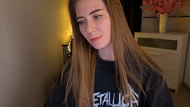 alice_chain - Alice_Chain's free webcam